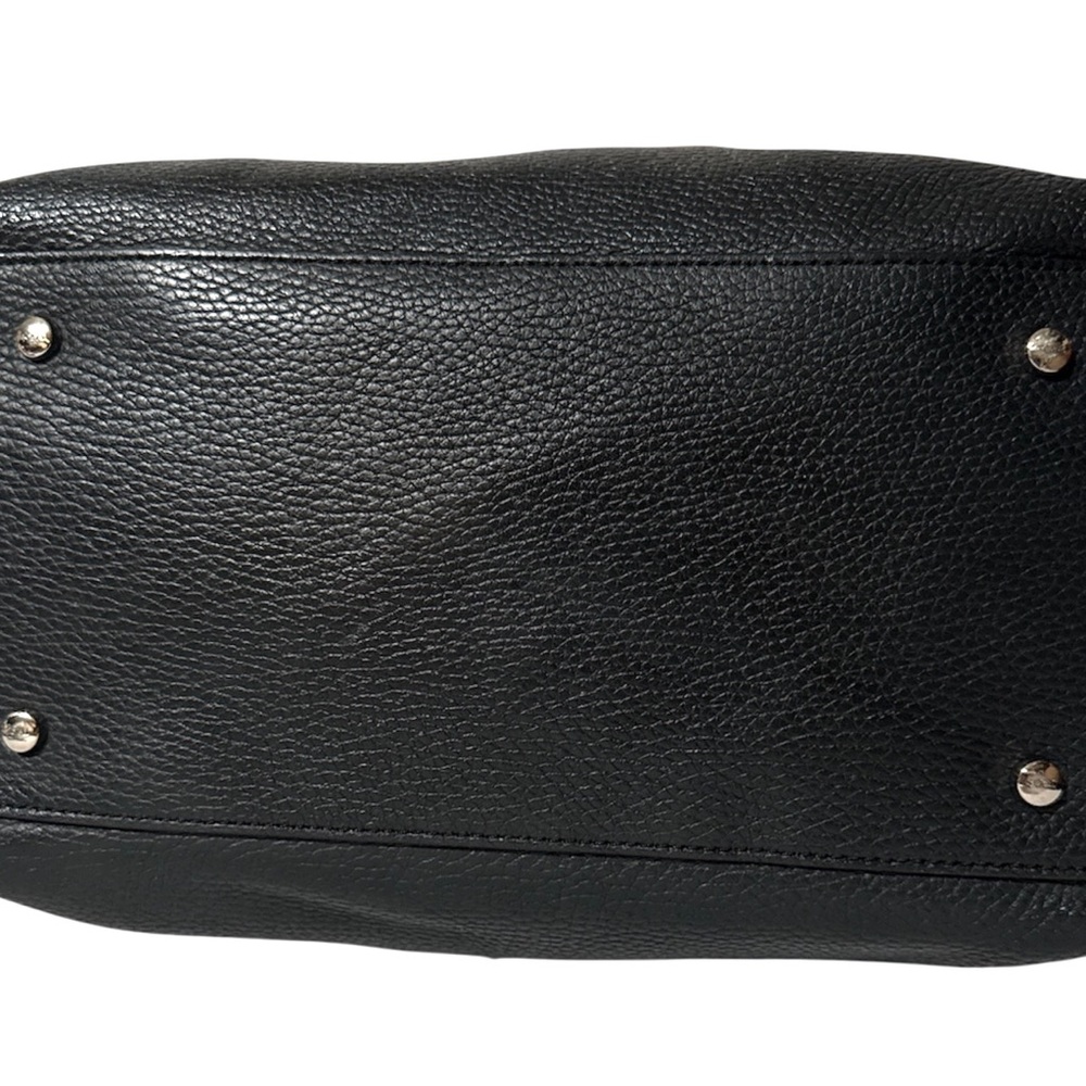 Tod's Black Leather Shoulder Bag - Picture 3 of 16